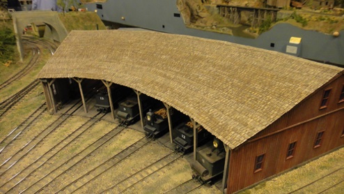 Paul Scoles - shake shingles on his roundhouse Paul Scoles - shake shingles on his roundhouse